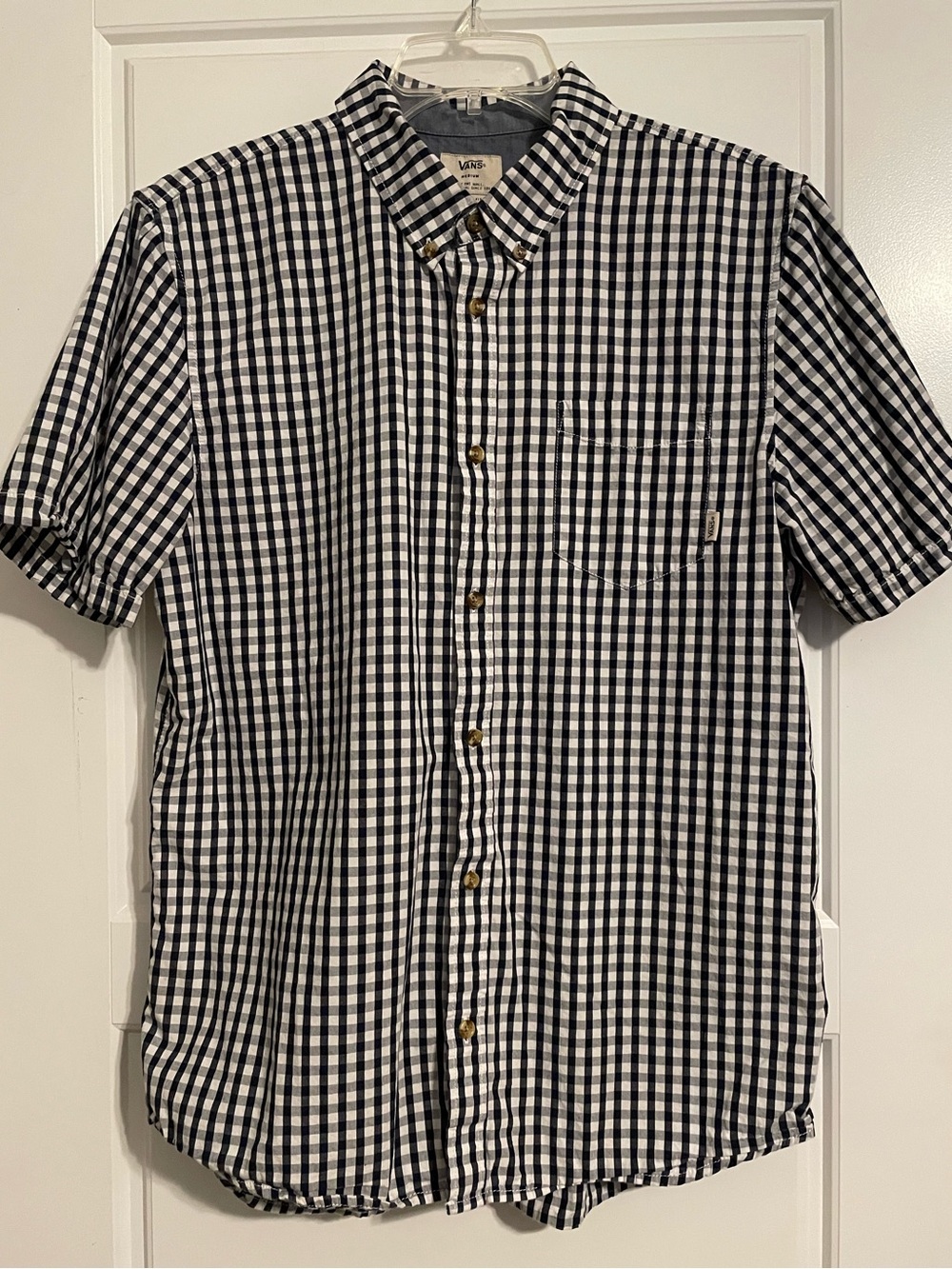 Vans Men’s Navy & White Gingham Short-Sleeve Button-Down Shirt